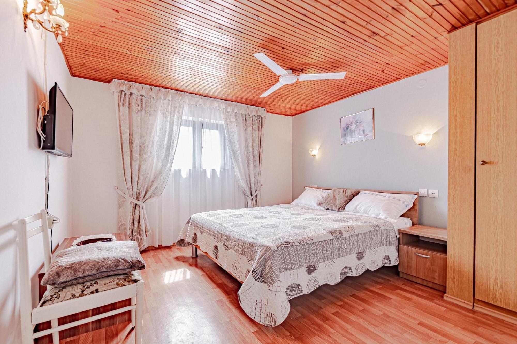 Family Friendly Apartments With A Swimming Pool Zavalatica, Korcula - 183 Ngoại thất bức ảnh