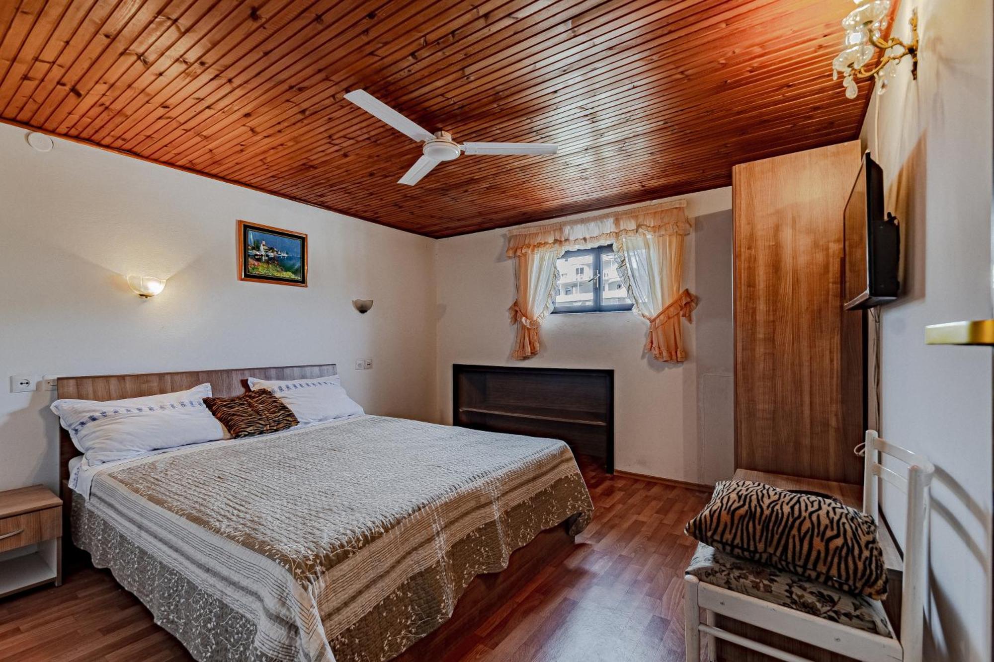 Family Friendly Apartments With A Swimming Pool Zavalatica, Korcula - 183 Ngoại thất bức ảnh